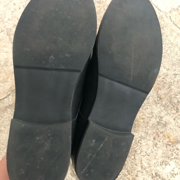 Kid Shoes - Picture 3 of 4